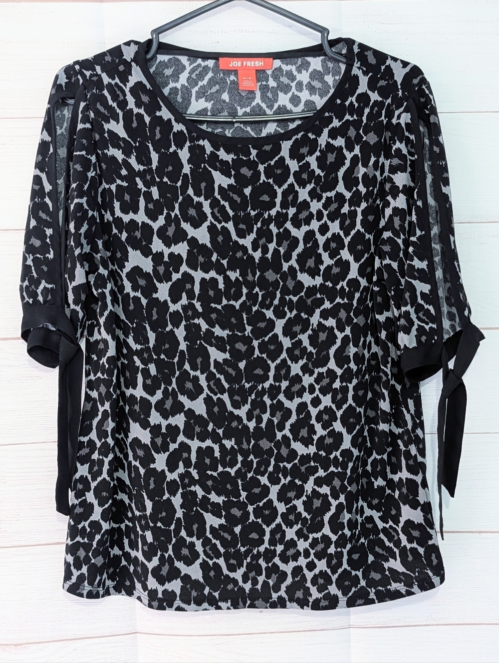 Nwot Joe Fresh Black and Gray Leopard 🐆 Tie-Sleeve Blouse Size Medium